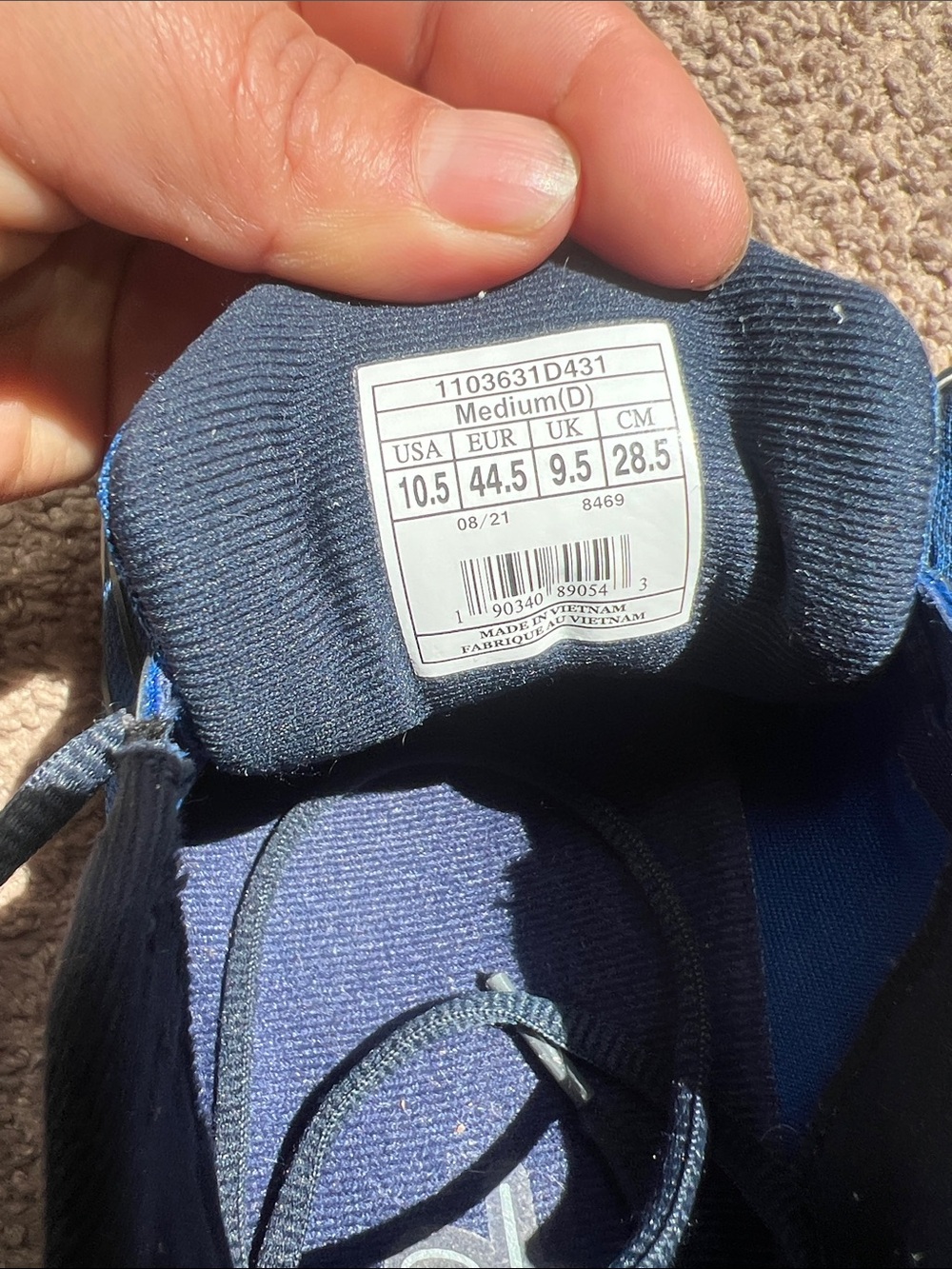Brooks Men's Running Shoes in Blue with White Accents - Picture 4 of 9